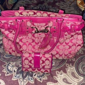 Coach Shoulder Handbag and wallet